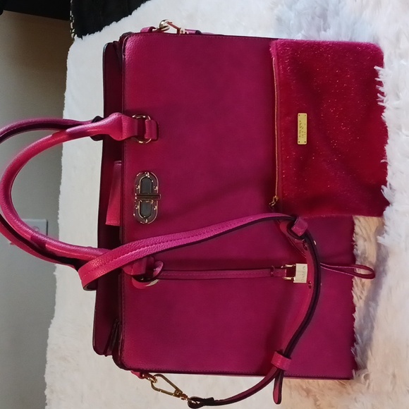 Handbag - Picture 10 of 12